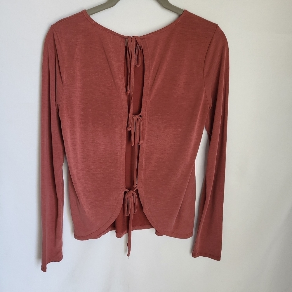 Hologram anthropologie yoga casual tie back active shirt pre-owned xs xsmall s